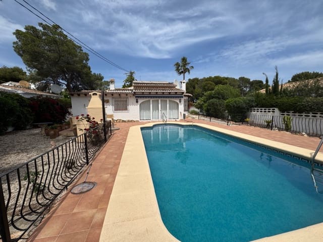 3 slaapkamer Villa te koop in Moraira, Teulada-Moraira met zwembad garage - € 549.999 (Ref: 9807507)