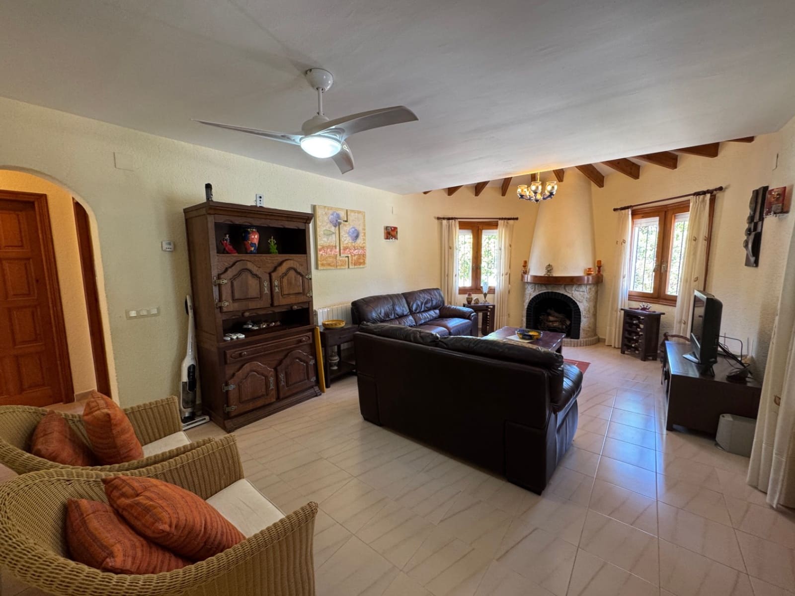 3 slaapkamer Villa te koop in Moraira met zwembad garage - € 549.999 (Ref: 9807507)