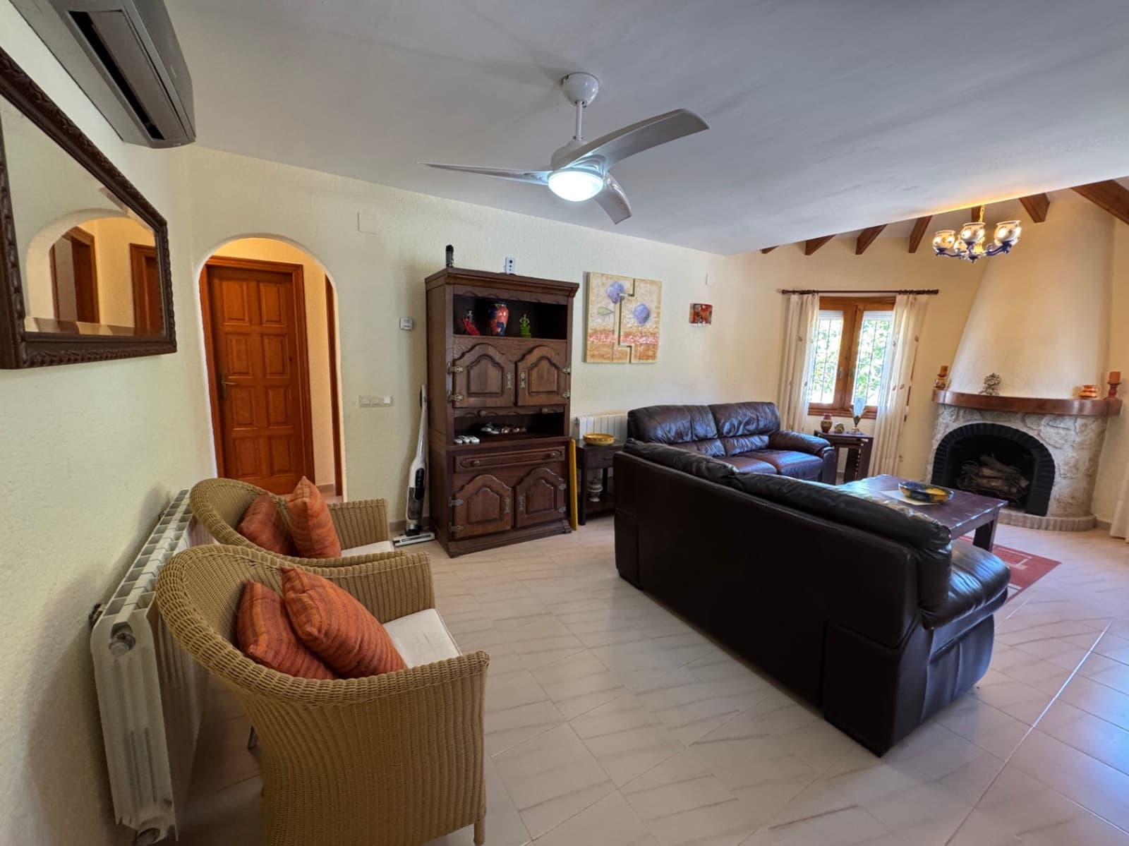 3 slaapkamer Villa te koop in Moraira met zwembad garage - € 549.999 (Ref: 9807507)