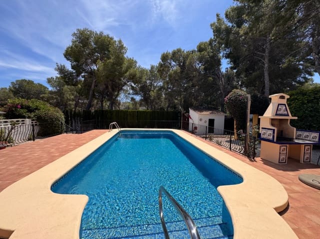 Chalet de 3 habitaciones en Moraira, Teulada-Moraira en venta con piscina garaje - 549.999 € (Ref: 9807507)