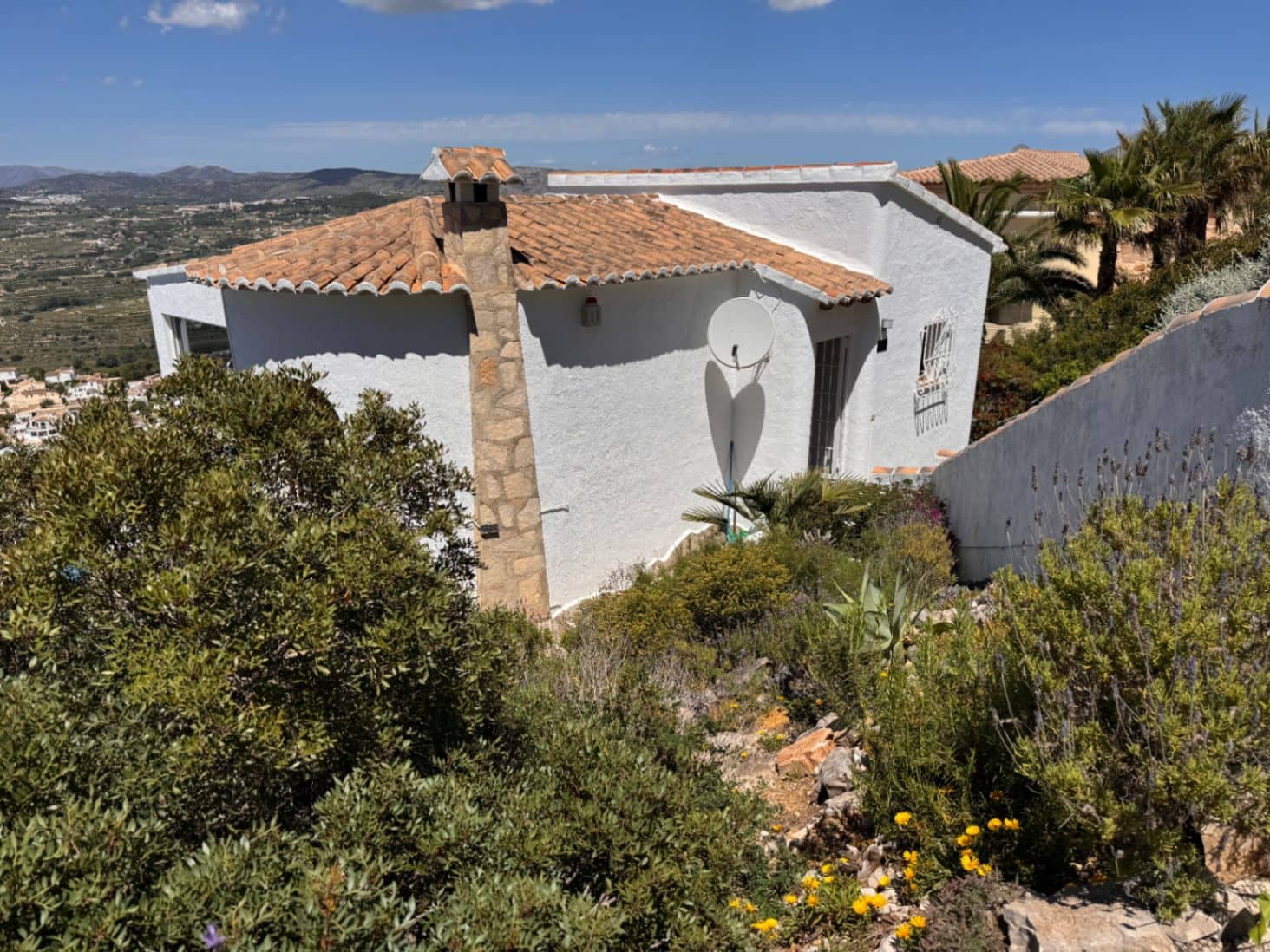 Chalet de 2 habitaciones en Cumbre del Sol en venta con piscina garaje - 580.000 € (Ref: 9833180)