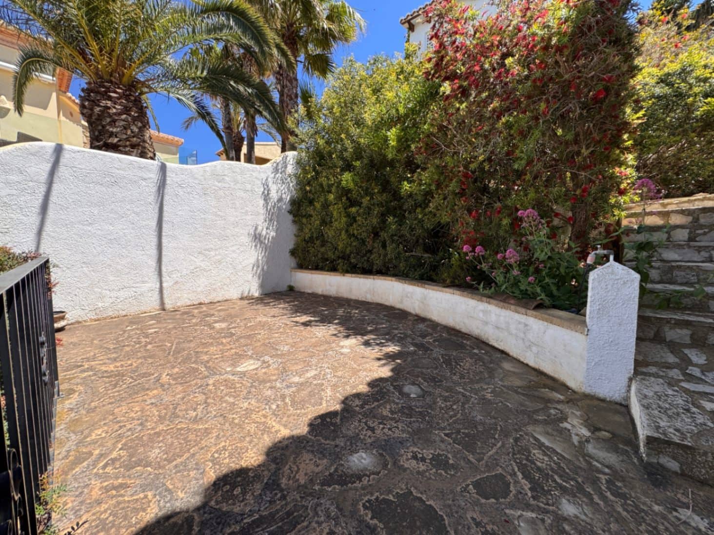 Chalet de 2 habitaciones en Cumbre del Sol en venta con piscina garaje - 580.000 € (Ref: 9833180)