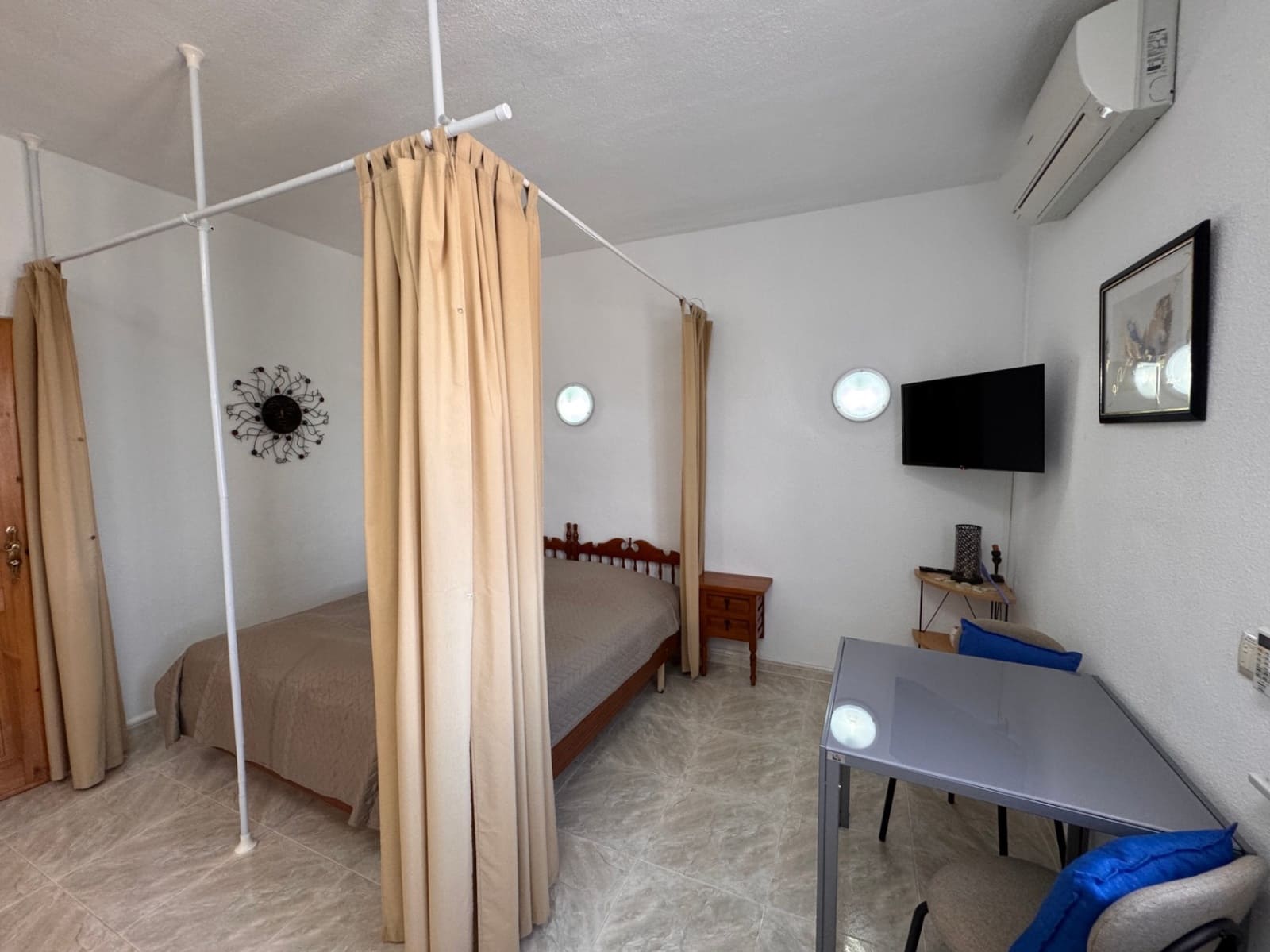 Chalet de 2 habitaciones en Cumbre del Sol en venta con piscina garaje - 580.000 € (Ref: 9833180)