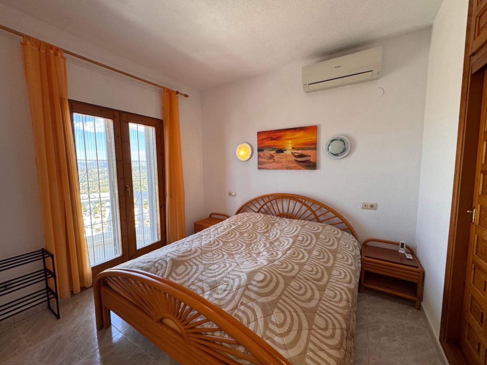 Chalet de 2 habitaciones en Cumbre del Sol en venta con piscina garaje - 580.000 € (Ref: 9833180)