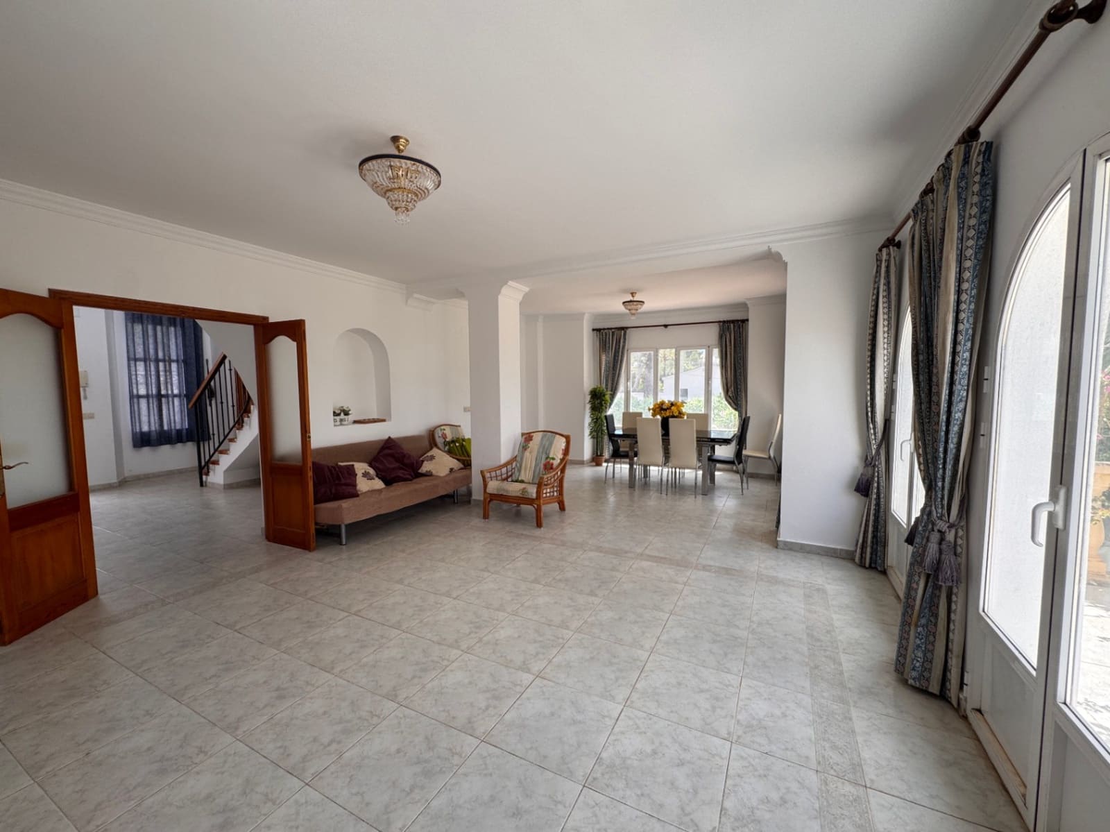 5 bedroom Villa for sale in Moraira with pool garage - € 899,000 (Ref: 9866183)