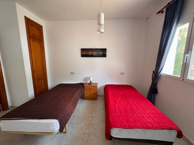 5 bedroom Villa for sale in Moraira, Teulada-Moraira with pool garage - € 899,000 (Ref: 9866183)