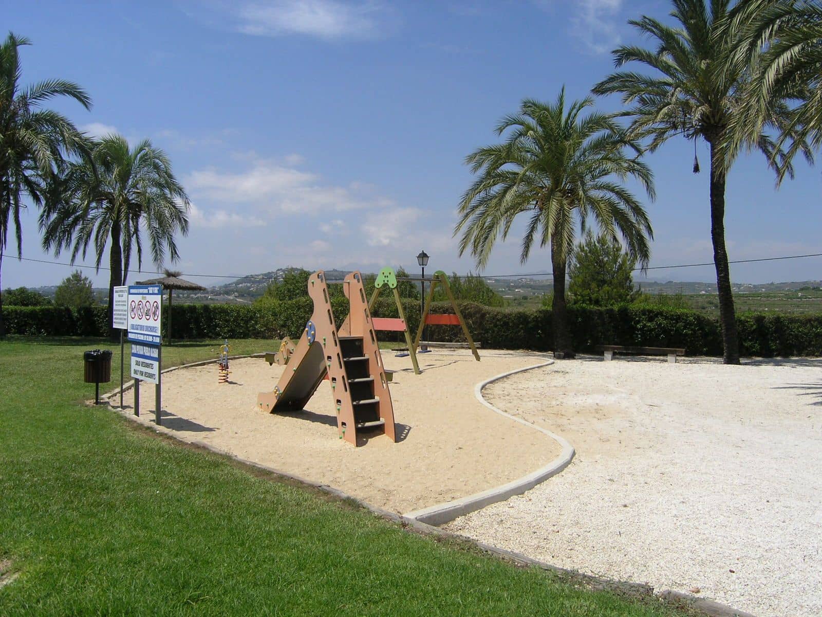 4 quarto Moradia para venda em Benitachell / Benitatxell com piscina - 325 000 € (Ref: 9870370)