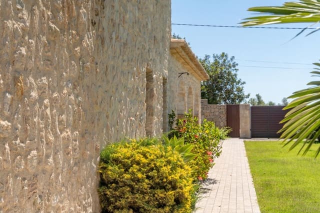 3 bedroom Finca/Country House for sale in Benissa with pool garage - € 1,299,500 (Ref: 9872844)