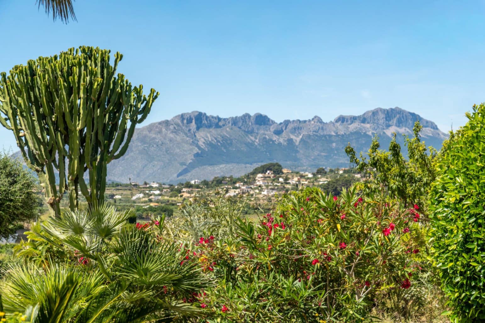 3 bedroom Finca/Country House for sale in Benissa with pool garage - € 1,299,500 (Ref: 9872844)
