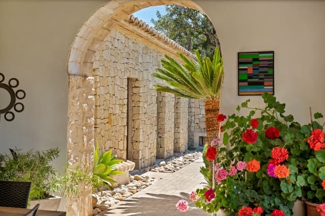 3 bedroom Finca/Country House for sale in Benissa with pool garage - € 1,299,500 (Ref: 9872844)