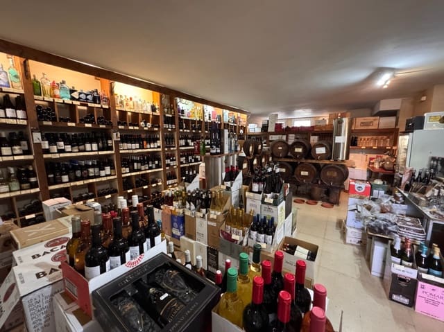 Comercial para venda em Casco Urbano, Teulada-Moraira - 220 000 € (Ref: 9891553)
