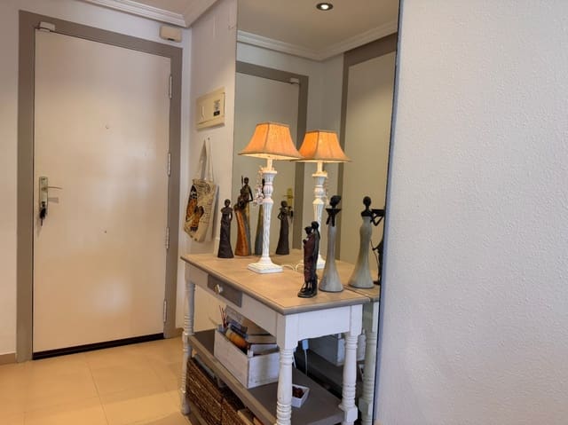 2 slaapkamer Appartement te koop in Teulada Pueblo, Teulada-Moraira - € 220.000 (Ref: 9900828)