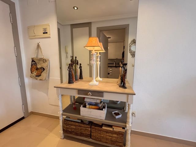 2 slaapkamer Appartement te koop in Teulada Pueblo, Teulada-Moraira - € 220.000 (Ref: 9900828)