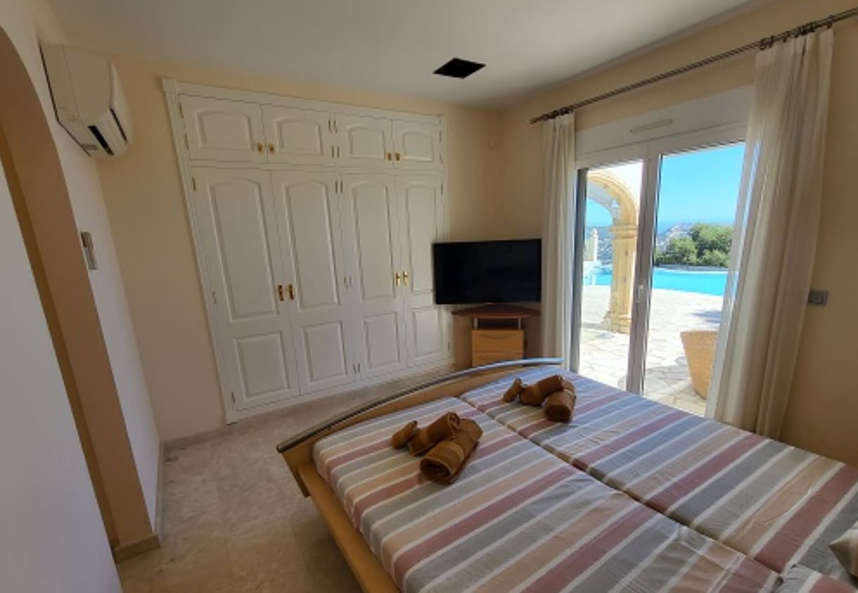 4 Zimmer Villa zu verkaufen in Moraira mit Pool Garage - 1.500.000 € (Ref: 9931132)