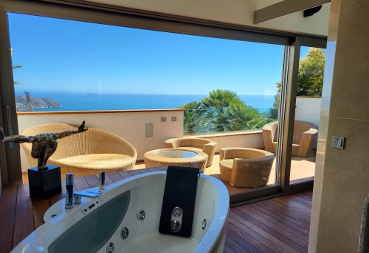 4 Zimmer Villa zu verkaufen in Moraira mit Pool Garage - 1.500.000 € (Ref: 9931132)