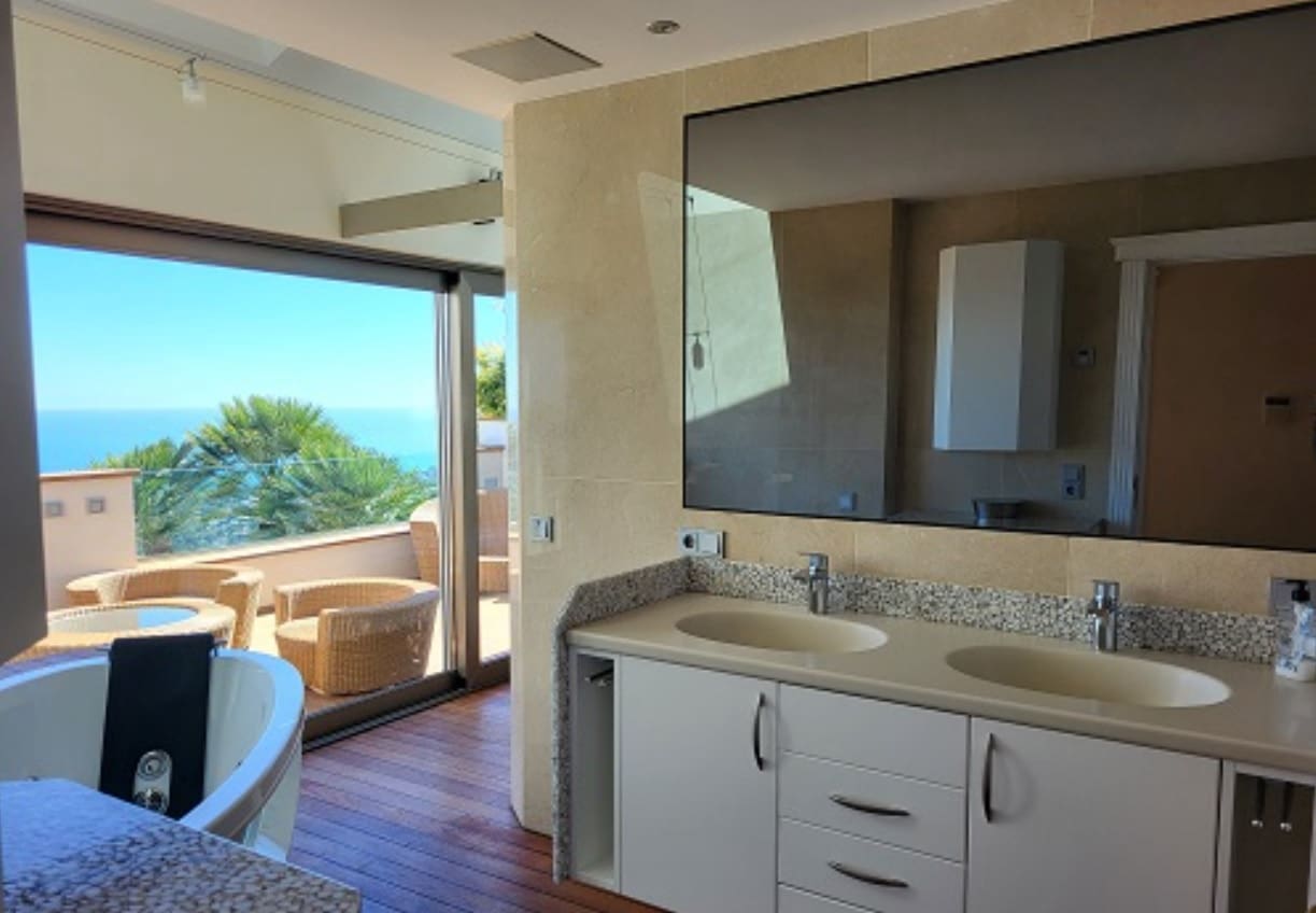 4 Zimmer Villa zu verkaufen in Moraira mit Pool Garage - 1.500.000 € (Ref: 9931132)