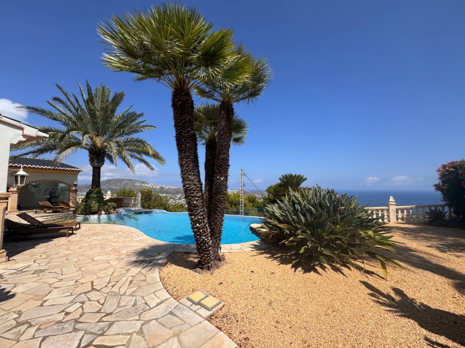 4 Zimmer Villa zu verkaufen in Moraira mit Pool Garage - 1.500.000 € (Ref: 9931132)