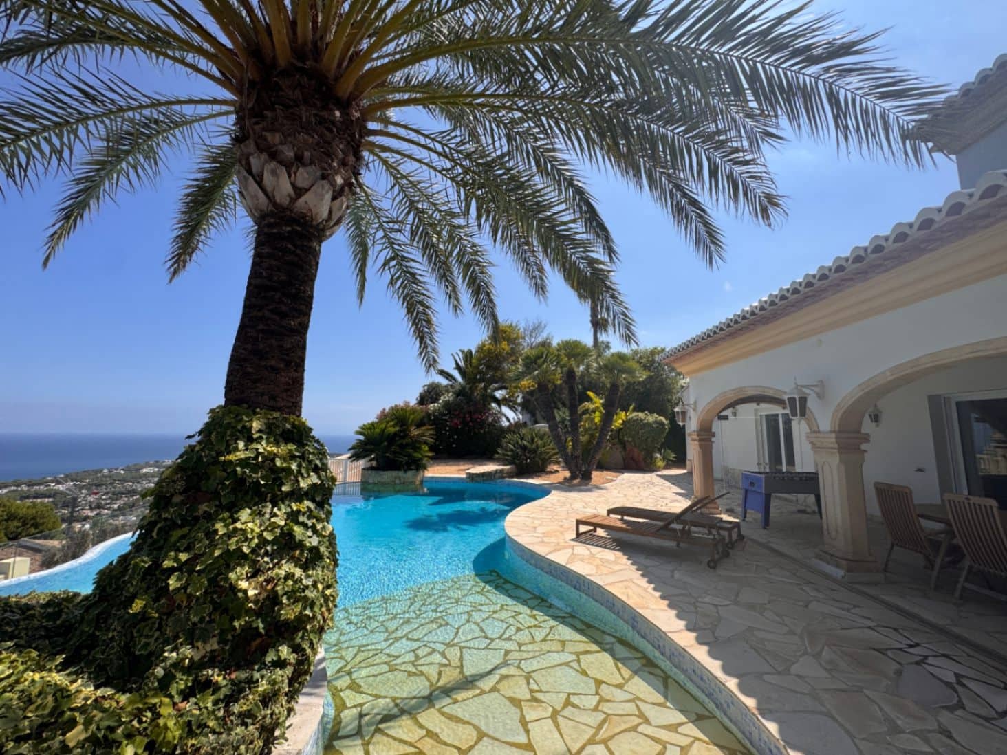4 Zimmer Villa zu verkaufen in Moraira mit Pool Garage - 1.500.000 € (Ref: 9931132)