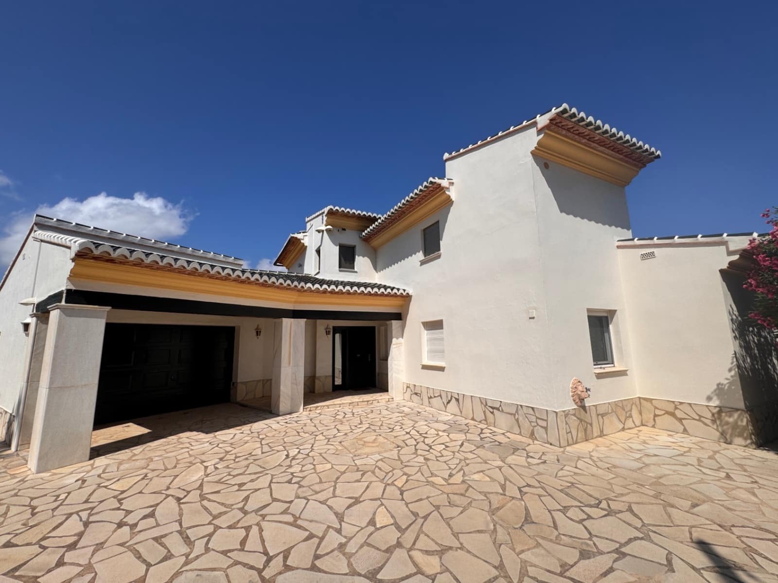 4 Zimmer Villa zu verkaufen in Moraira mit Pool Garage - 1.500.000 € (Ref: 9931132)