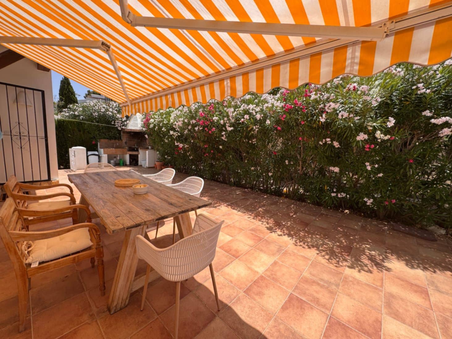 4 sypialnia Willa na sprzedaż w Moraira z basenem garażem - 510 000 € (Ref: 9931134)