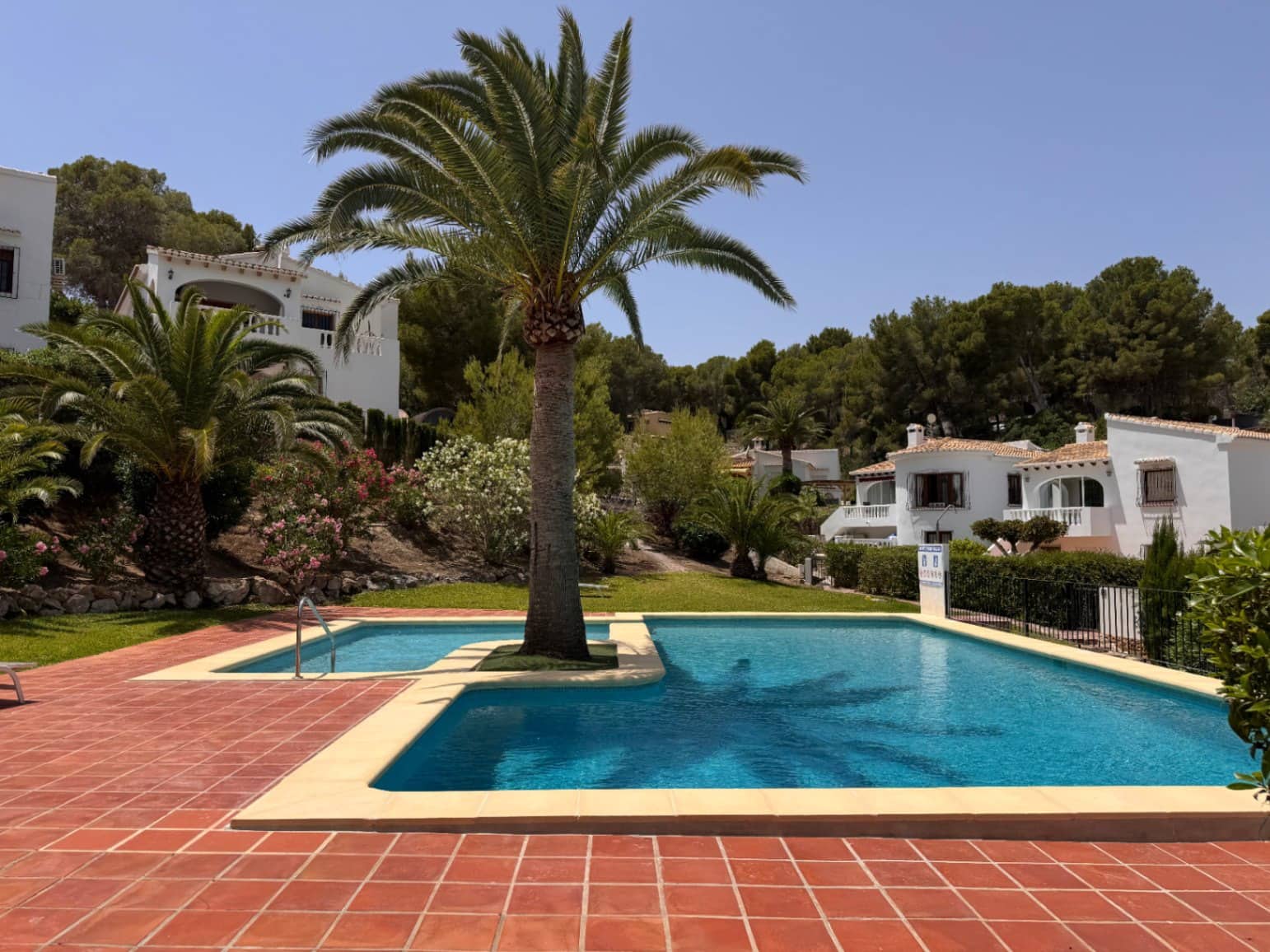 4 sypialnia Willa na sprzedaż w Moraira z basenem garażem - 510 000 € (Ref: 9931134)