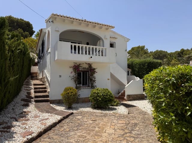 4 makuuhuone Huvila myytävänä paikassa Moraira, Teulada-Moraira mukana uima-altaan 
autotalli - 510 000 € (Ref: 9931134)