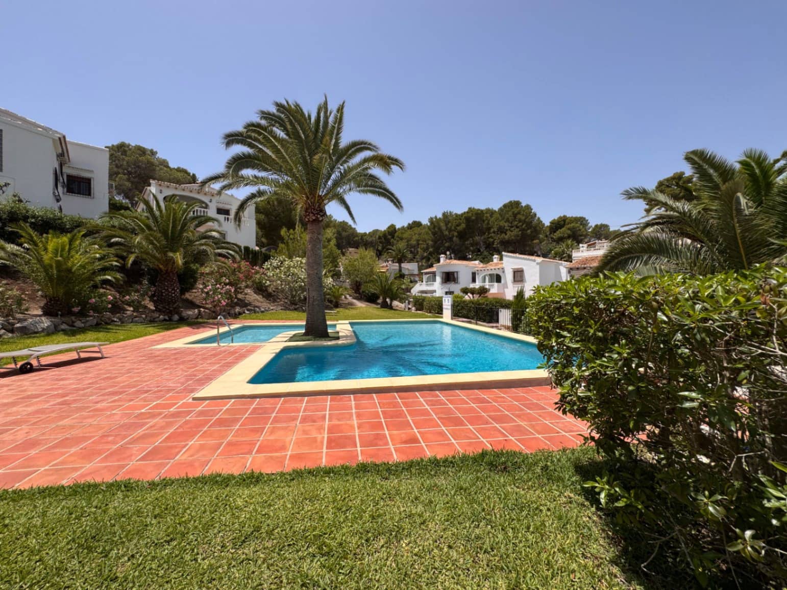 4 sypialnia Willa na sprzedaż w Moraira z basenem garażem - 510 000 € (Ref: 9931134)