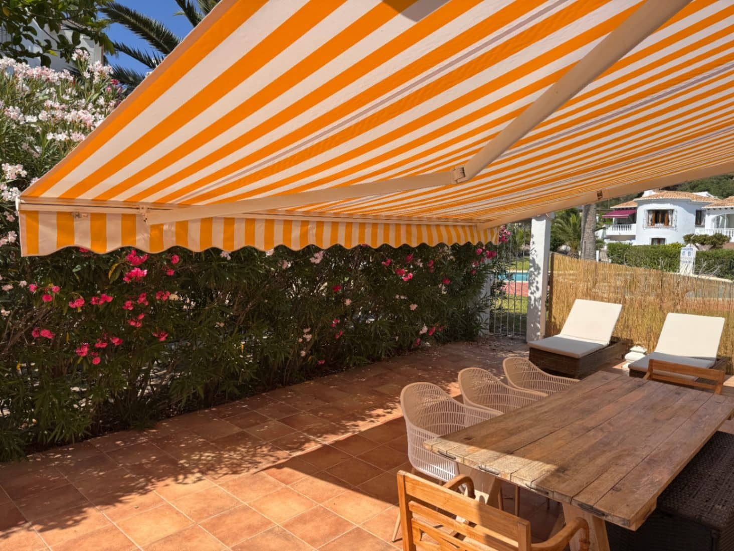 4 sypialnia Willa na sprzedaż w Moraira z basenem garażem - 510 000 € (Ref: 9931134)