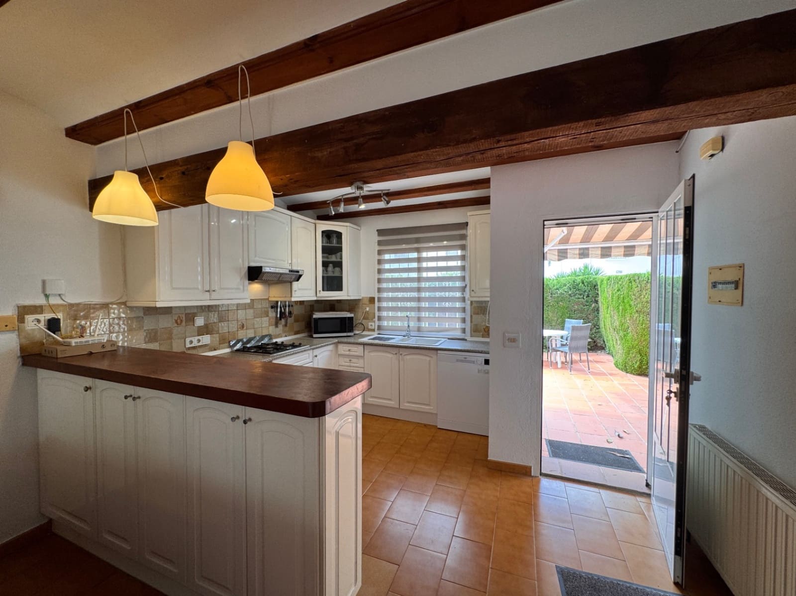 2 soveværelse Bungalow til salg i Moraira med swimmingpool - € 329.000 (Ref: 9931135)
