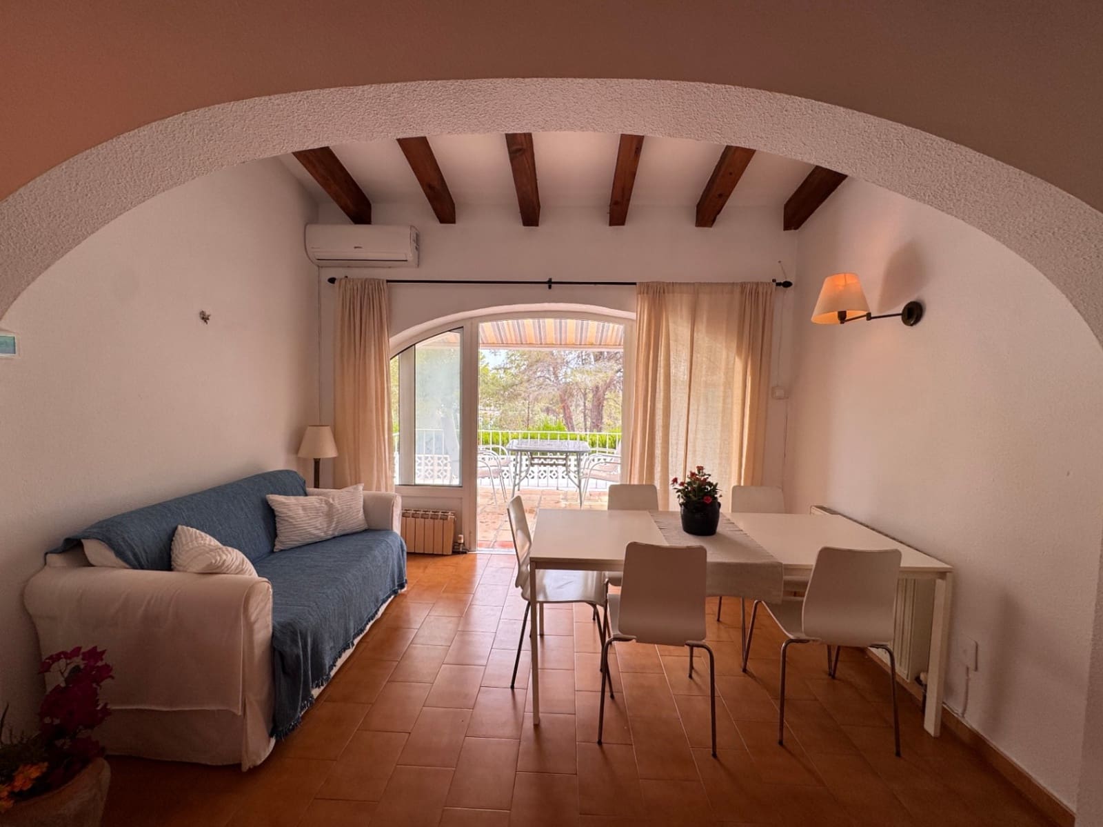 2 soveværelse Bungalow til salg i Moraira med swimmingpool - € 329.000 (Ref: 9931135)