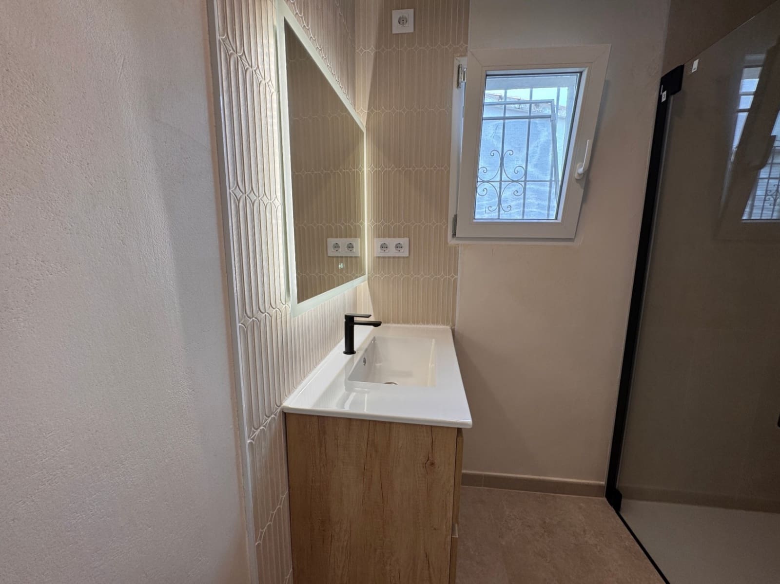 2 soveværelse Bungalow til salg i Moraira med swimmingpool - € 329.000 (Ref: 9931135)