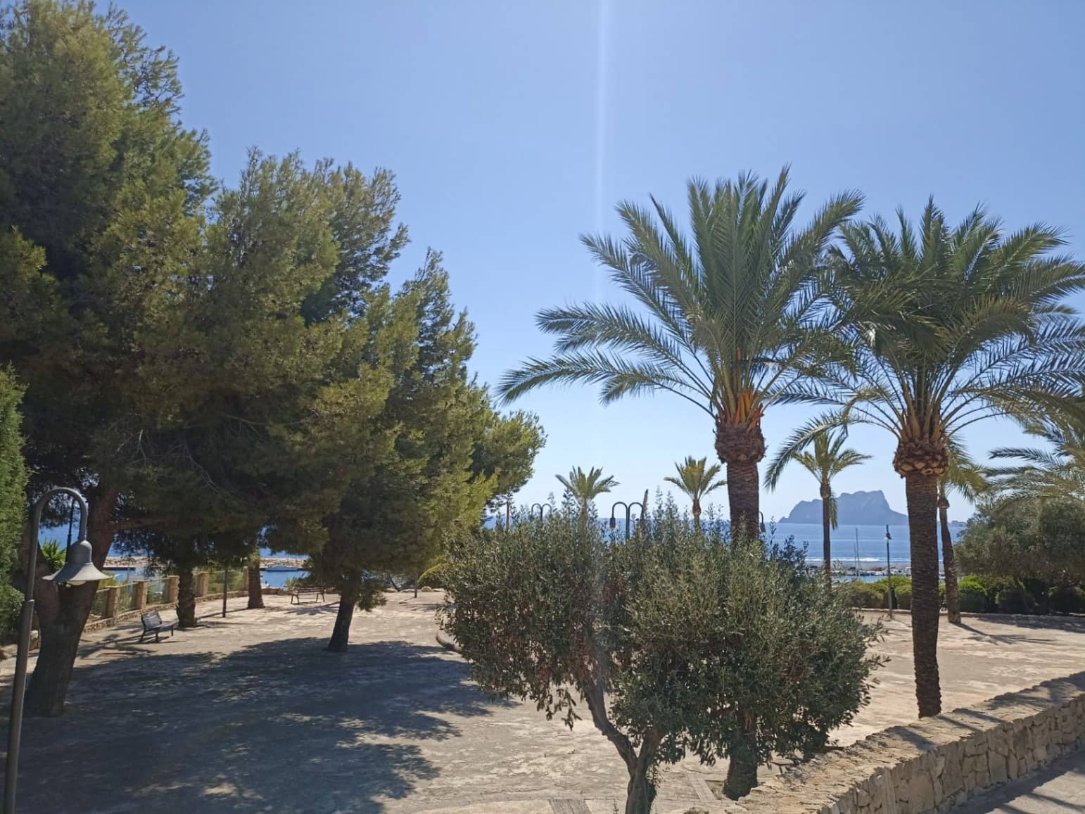 Kommersiell til salgs i Moraira - € 215 000 (Ref: 9961494)
