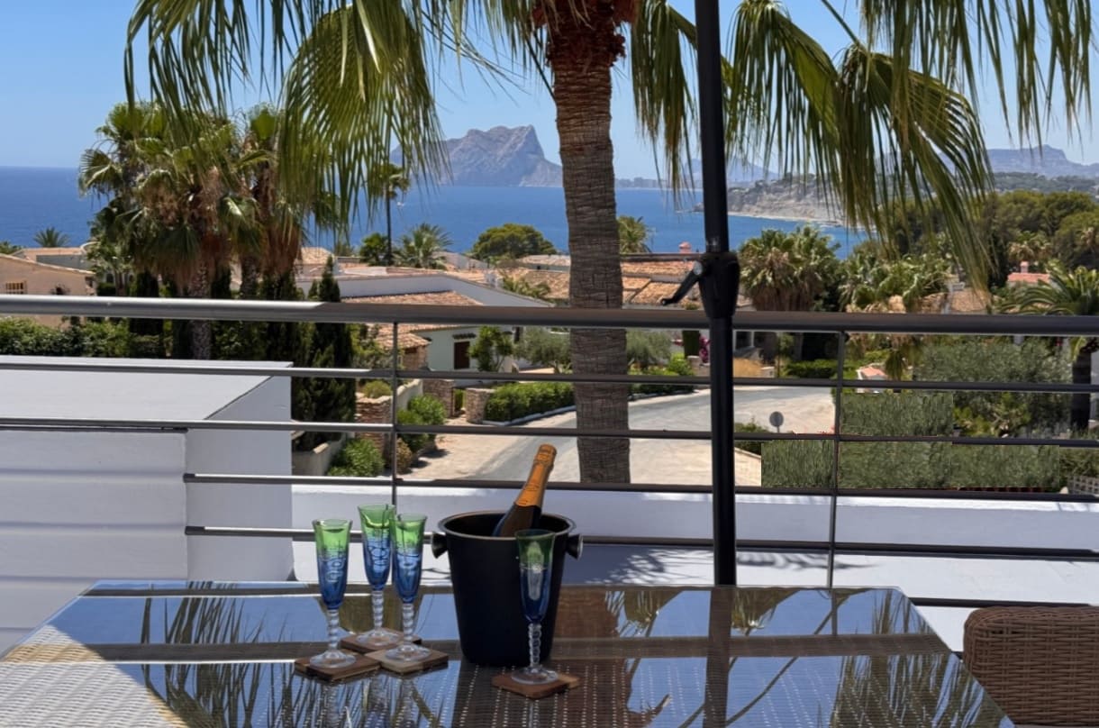 4 Zimmer Villa zu verkaufen in Moraira mit Pool Garage - 1.295.000 € (Ref: 9967077)