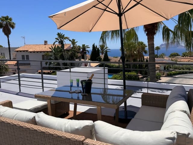 4 Zimmer Villa zu verkaufen in Moraira, Teulada-Moraira mit Pool Garage - 1.295.000 € (Ref: 9967077)