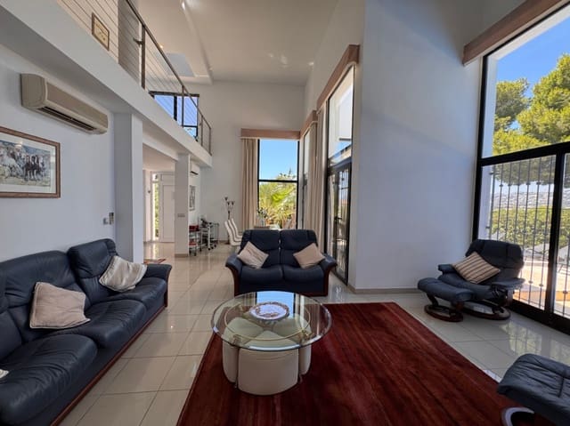 4 Zimmer Villa zu verkaufen in Moraira, Teulada-Moraira mit Pool Garage - 1.295.000 € (Ref: 9967077)