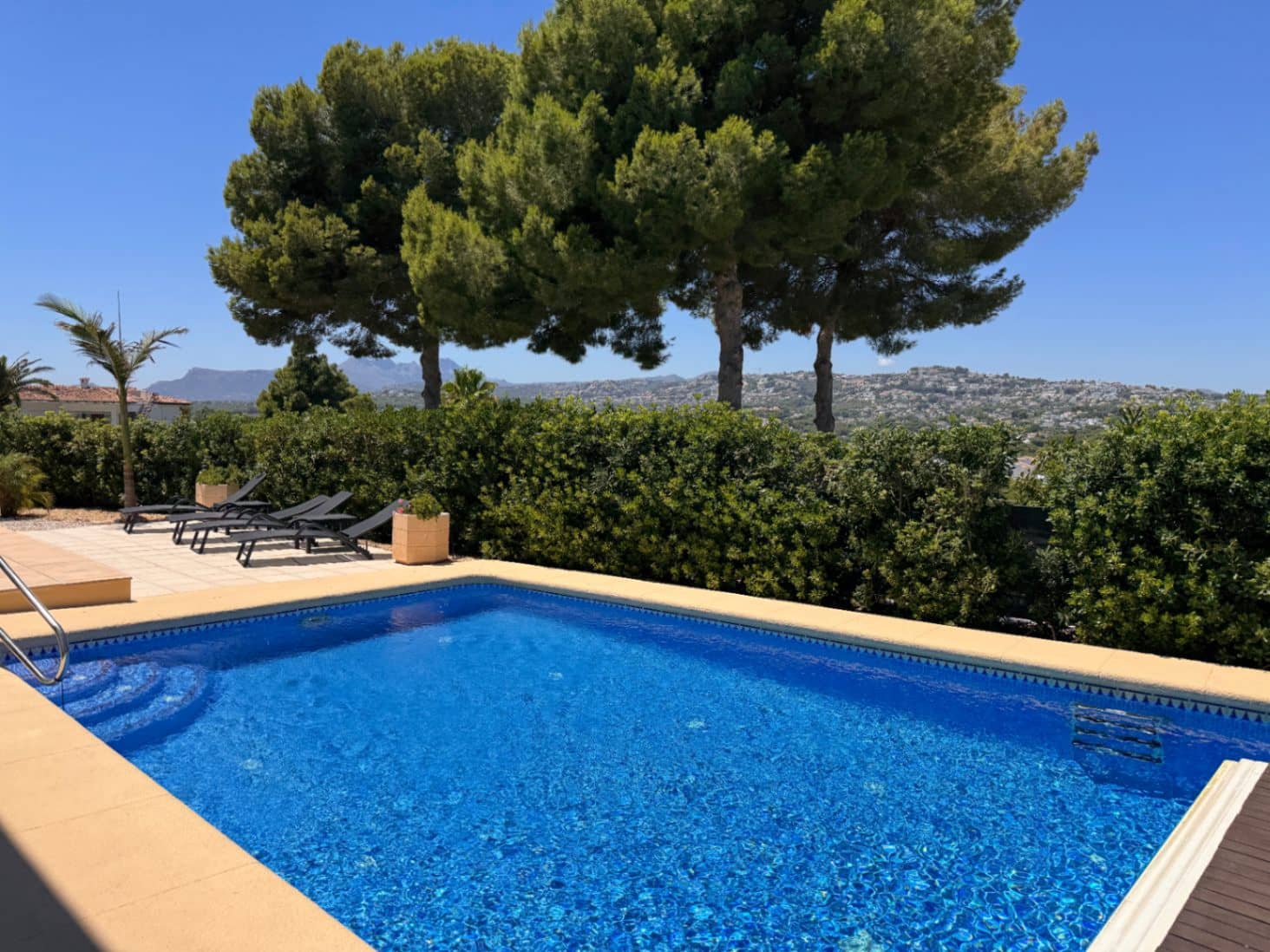 4 Zimmer Villa zu verkaufen in Moraira mit Pool Garage - 1.295.000 € (Ref: 9967077)
