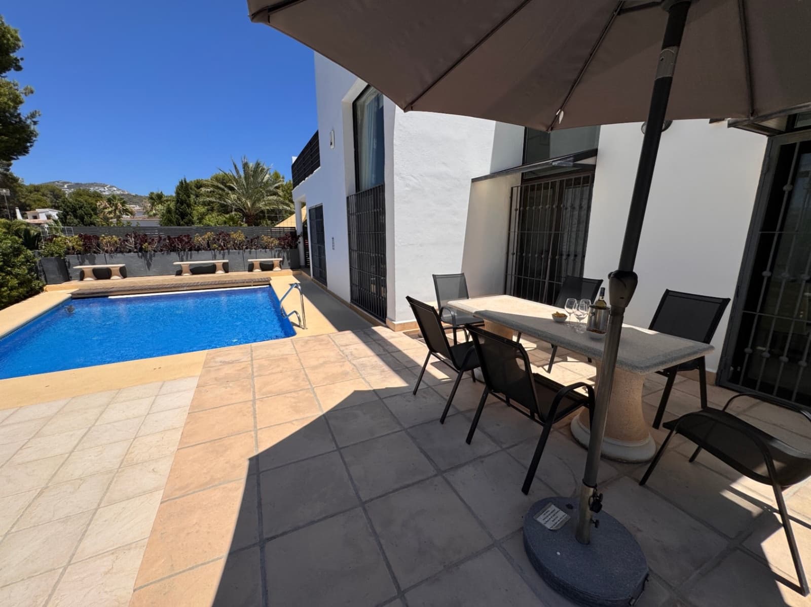 4 Zimmer Villa zu verkaufen in Moraira mit Pool Garage - 1.295.000 € (Ref: 9967077)