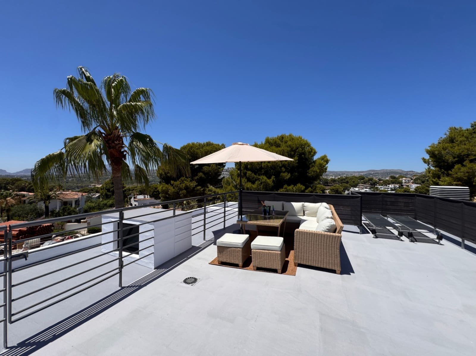 4 Zimmer Villa zu verkaufen in Moraira mit Pool Garage - 1.295.000 € (Ref: 9967077)