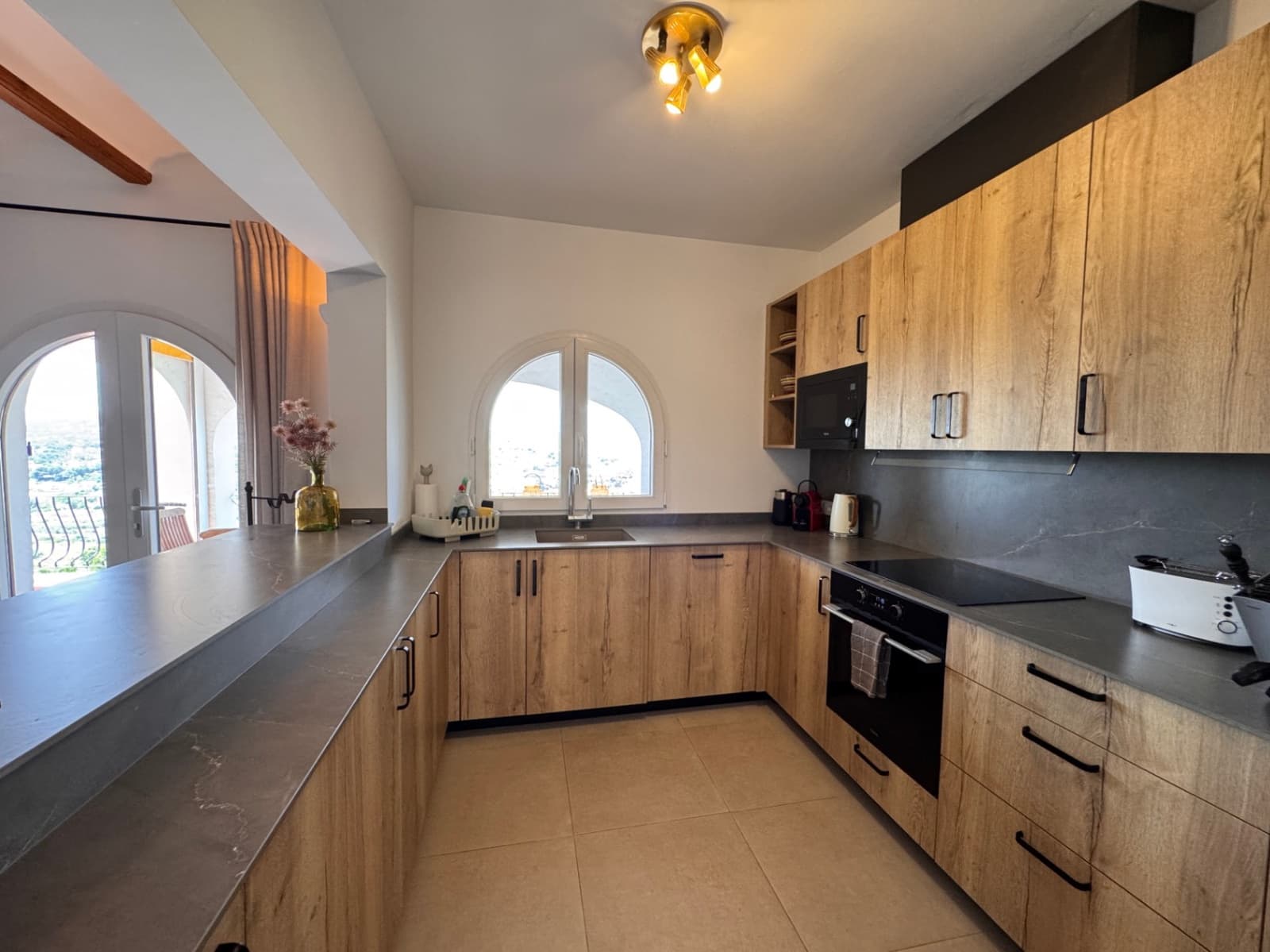 Chalet de 4 habitaciones en Moraira en venta con piscina garaje - 675.000 € (Ref: 9968017)