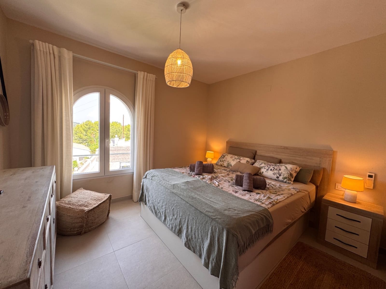 Chalet de 4 habitaciones en Moraira en venta con piscina garaje - 675.000 € (Ref: 9968017)