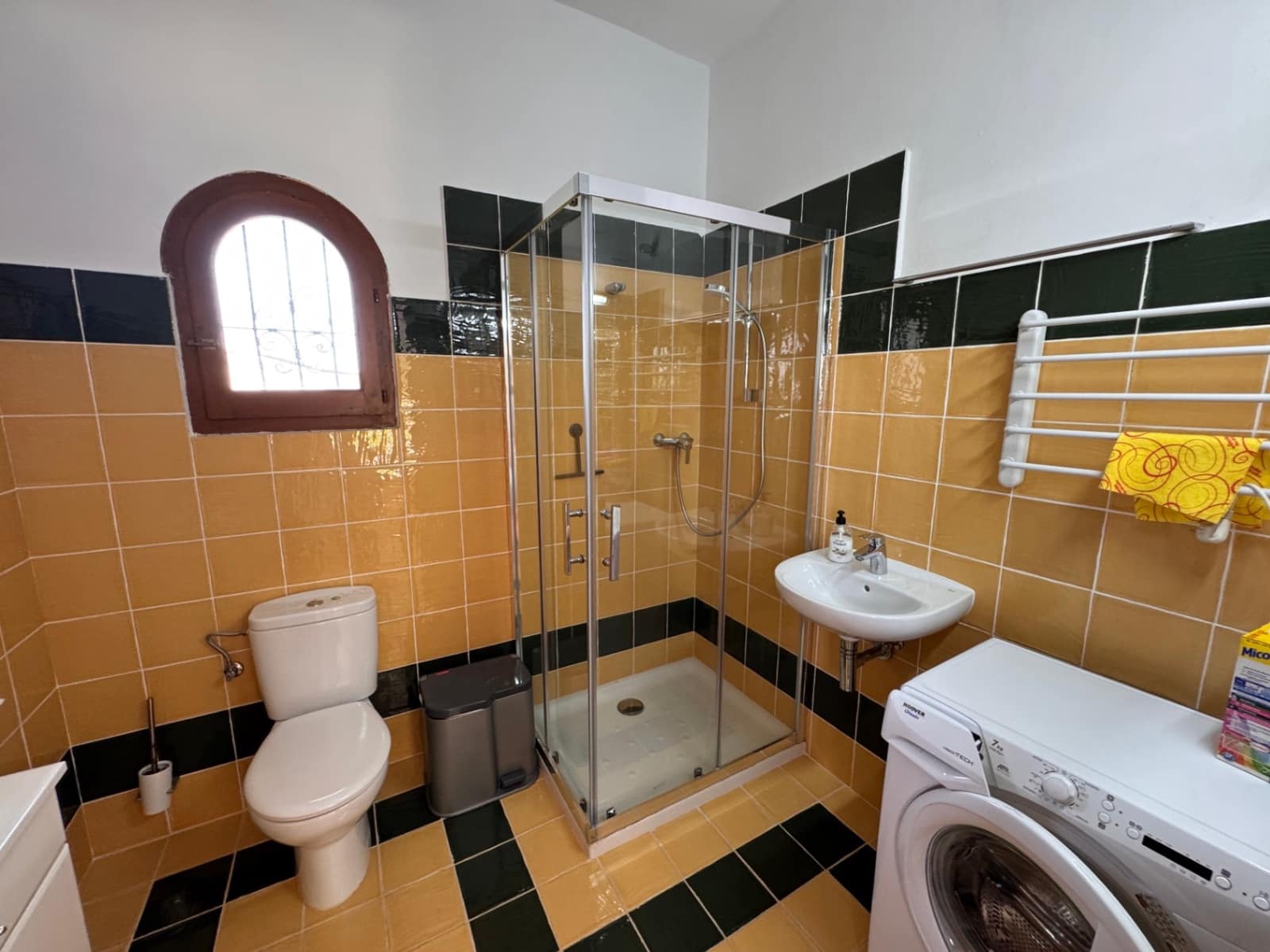 Chalet de 4 habitaciones en Moraira en venta con piscina garaje - 675.000 € (Ref: 9968017)