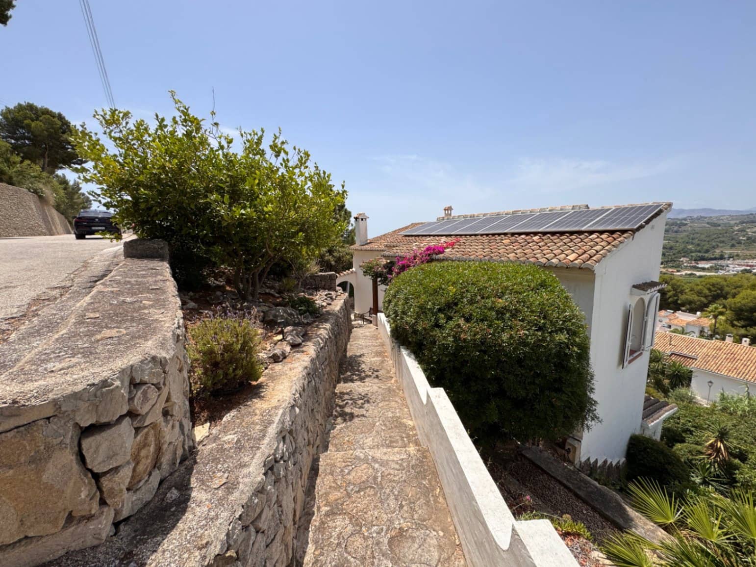Chalet de 4 habitaciones en Moraira en venta con piscina garaje - 675.000 € (Ref: 9968017)