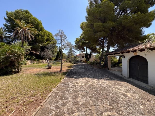 3 soveværelse Villa til salg i Benissa med swimmingpool garage - € 990.000 (Ref: 9996574)