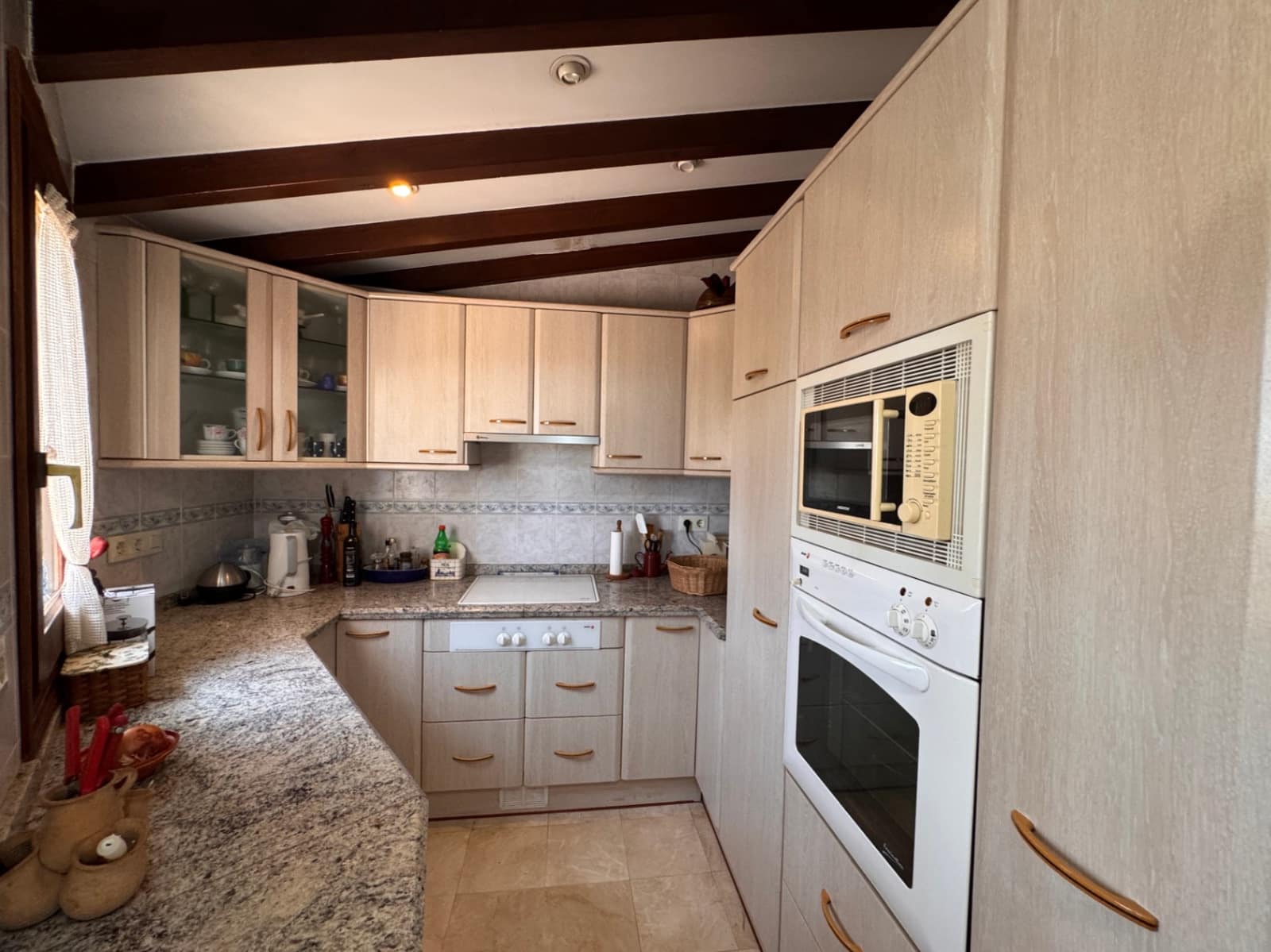 3 soveværelse Villa til salg i Benissa med swimmingpool garage - € 990.000 (Ref: 9996574)