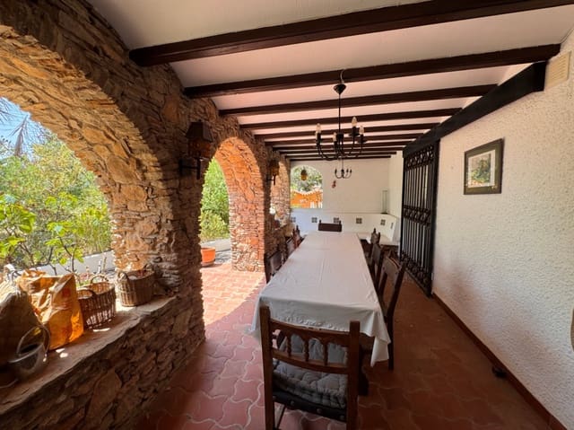 6 soveværelse Villa til salg i Benissa med swimmingpool garage - € 749.000 (Ref: 9996575)