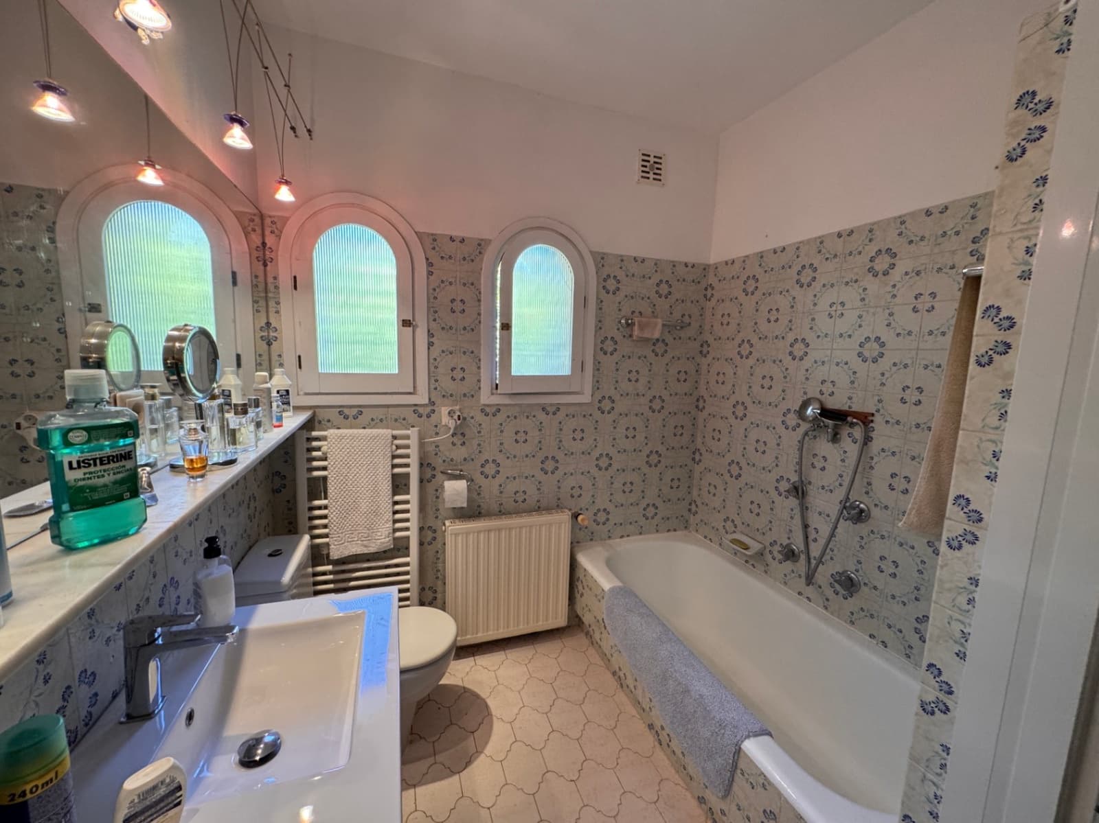 6 soveværelse Villa til salg i Benissa med swimmingpool garage - € 749.000 (Ref: 9996575)