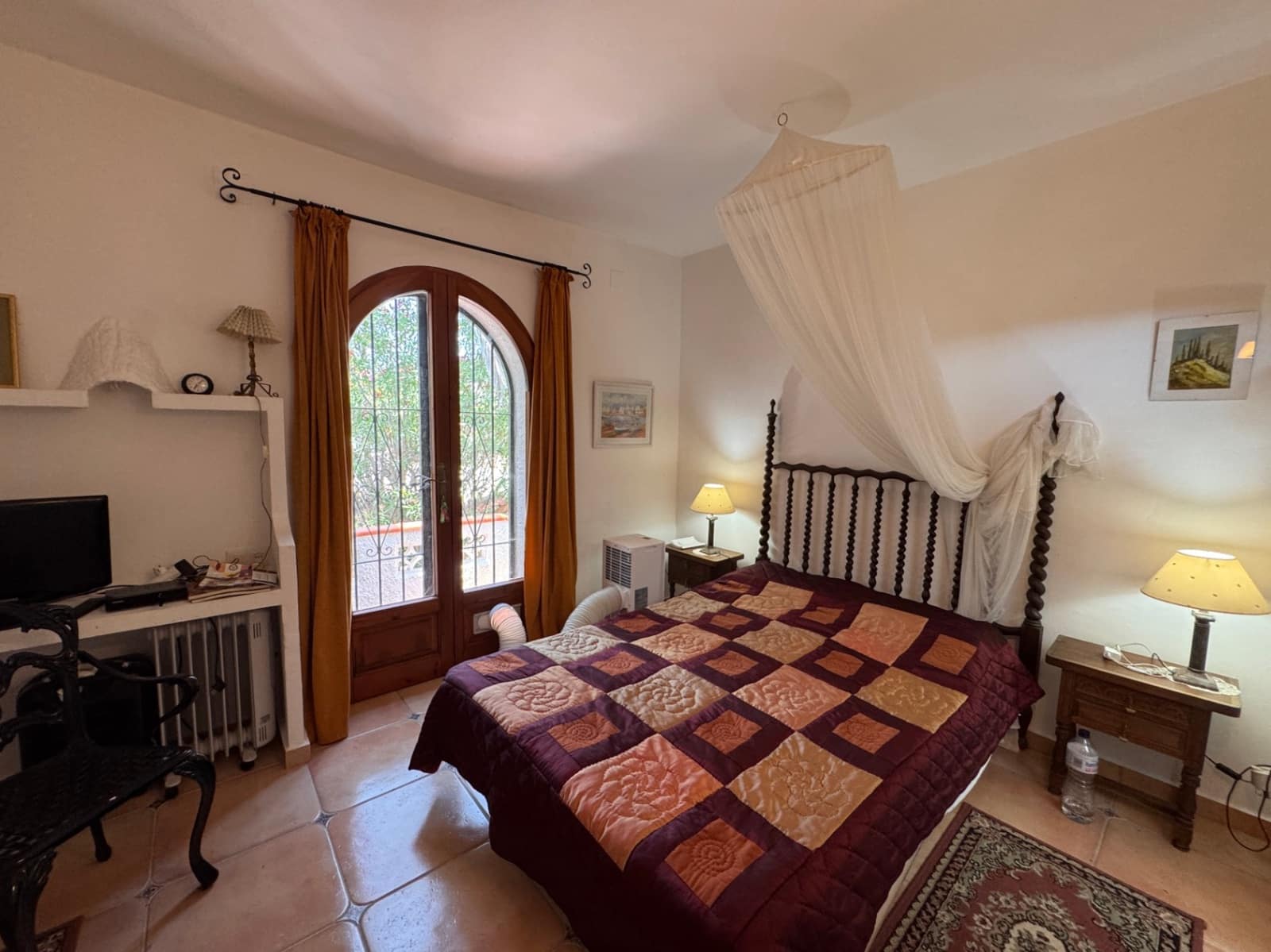 6 soveværelse Villa til salg i Benissa med swimmingpool garage - € 749.000 (Ref: 9996575)
