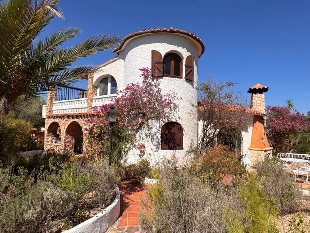 6 sovrum Villa till salu i Benissa med pool garage - 749 000 € (Ref: 9996575)