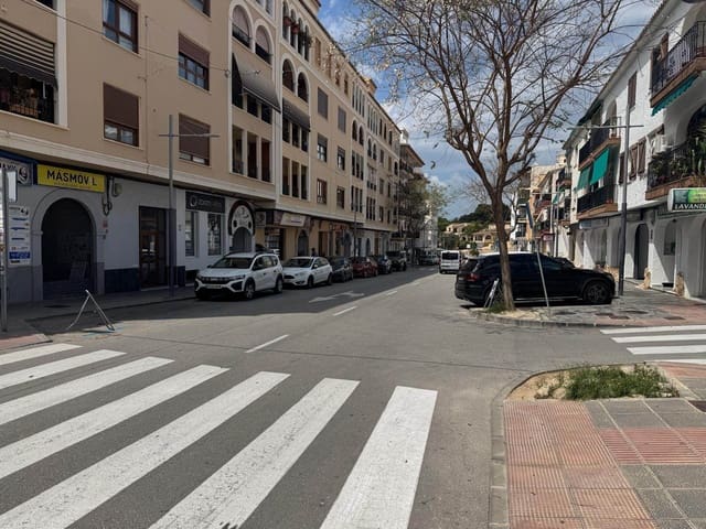 Comercial para venda em Casco Urbano, Teulada-Moraira - 360 000 € (Ref: 9999137)