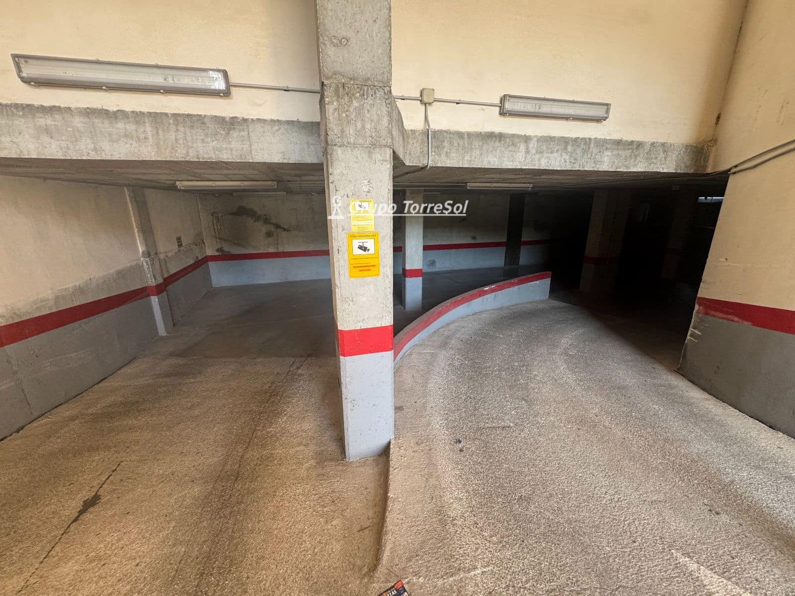 Garage zu verkaufen in Elche / Elx - 13.000 € (Ref: 10009628)
